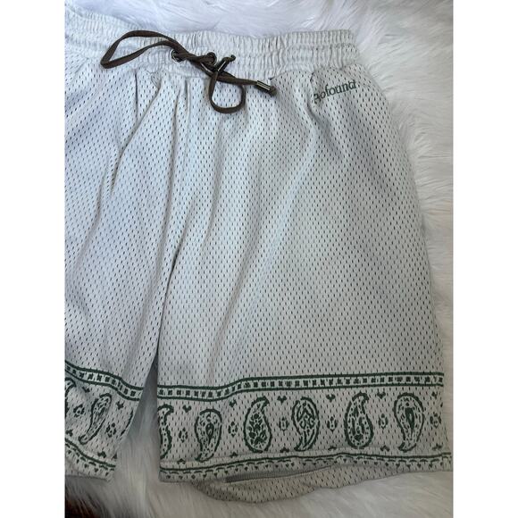 Found Cream Paisley Emblem Mesh Shorts Size Small - Picture 5 of 8
